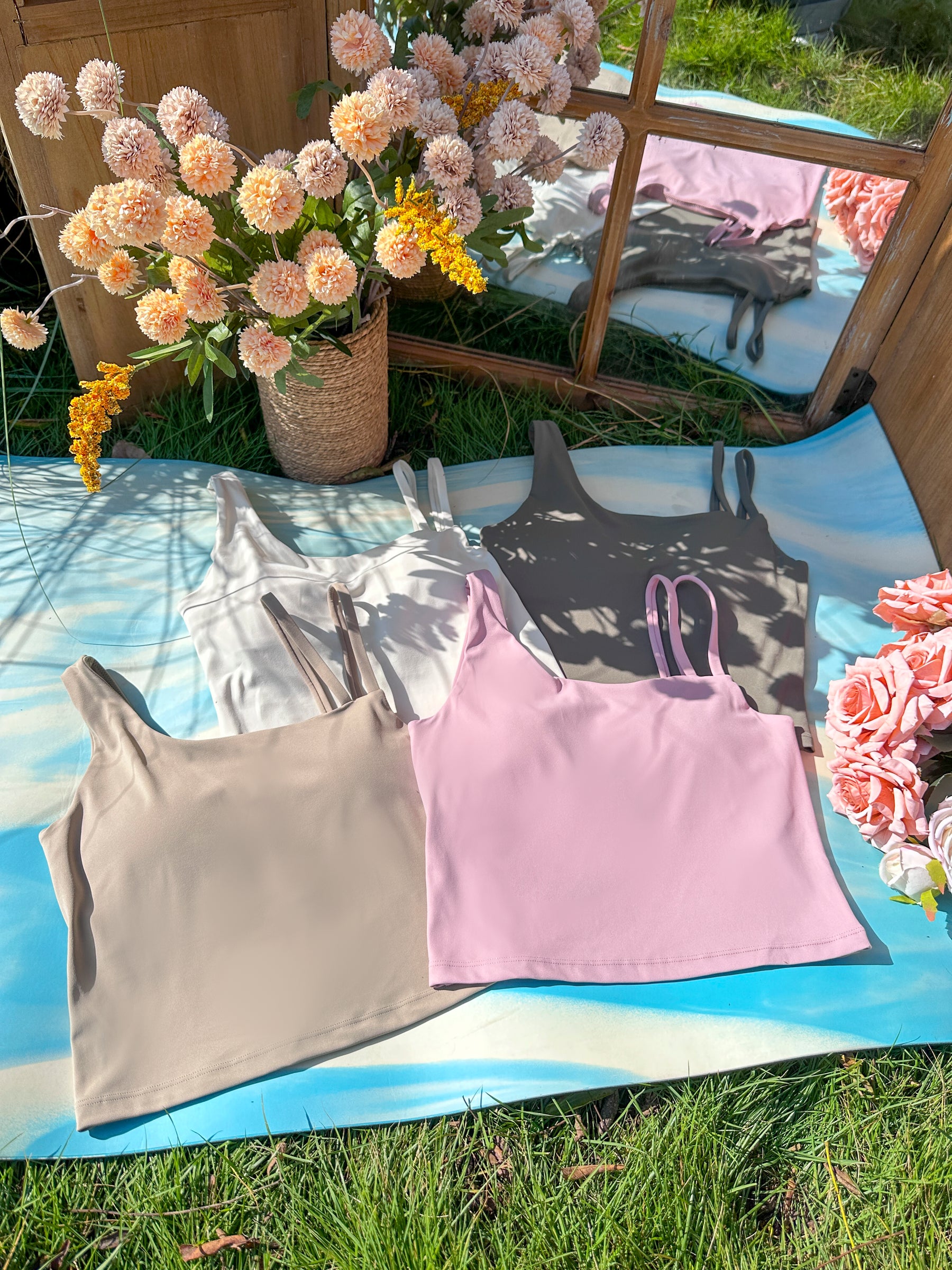 アシンメトリー タンクトップ パット付き