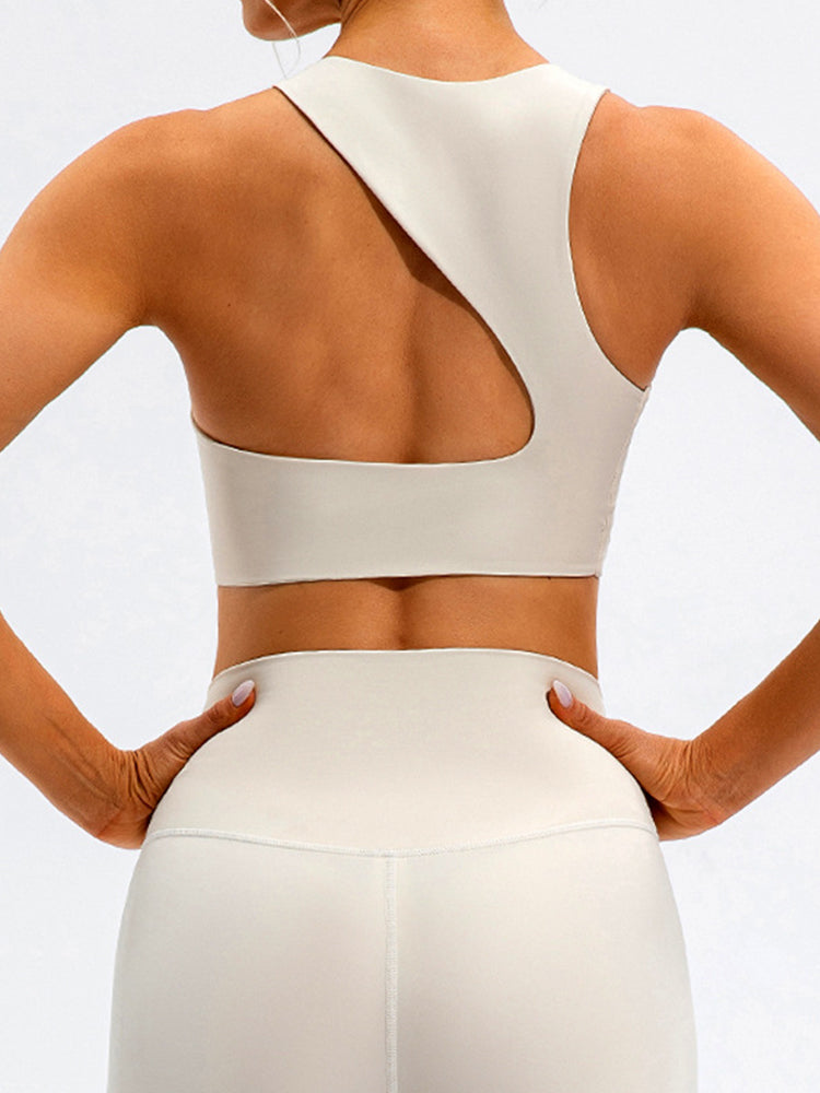 背中スタイル ブラトップ