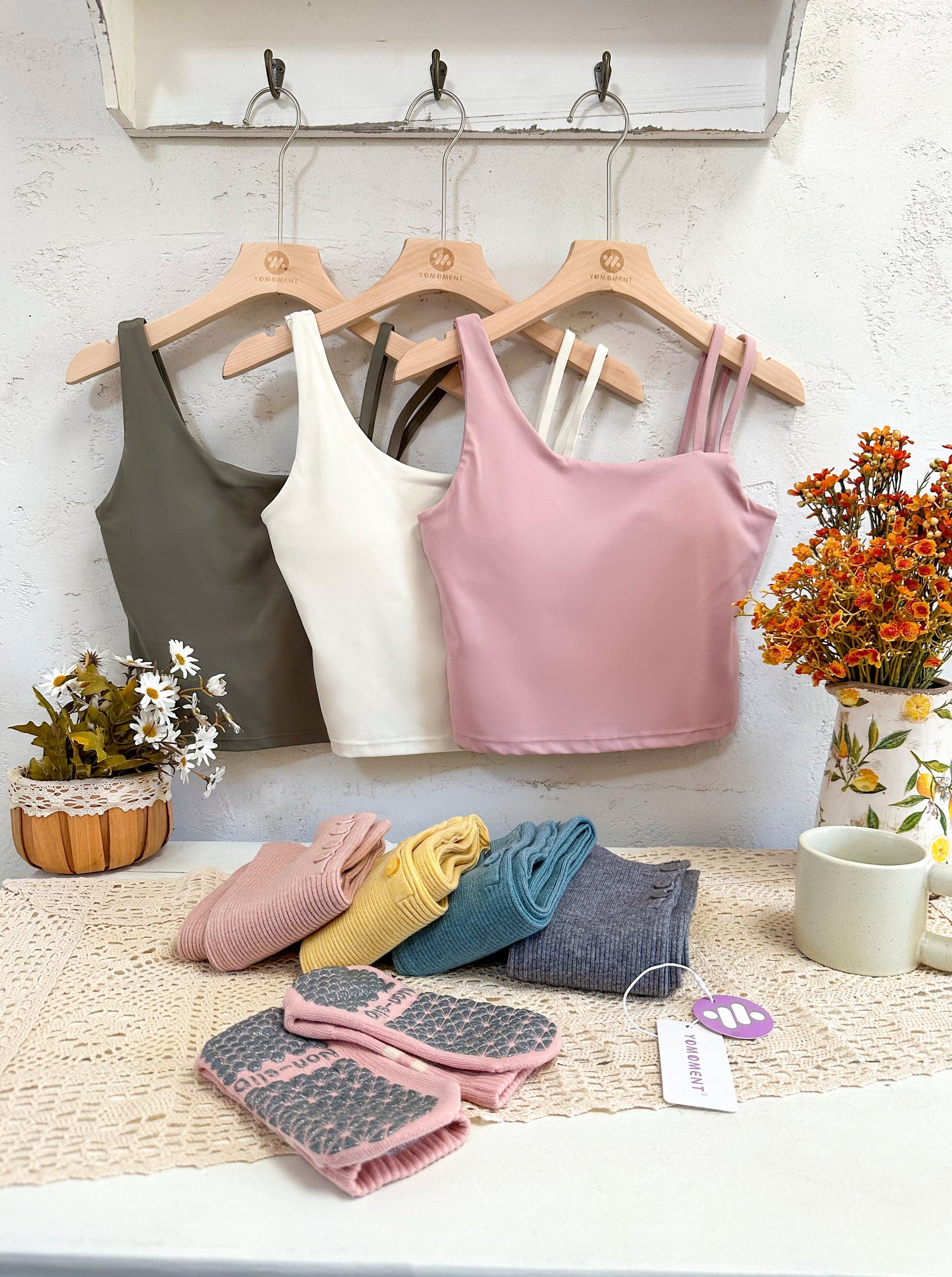 アシンメトリー タンクトップ パット付き